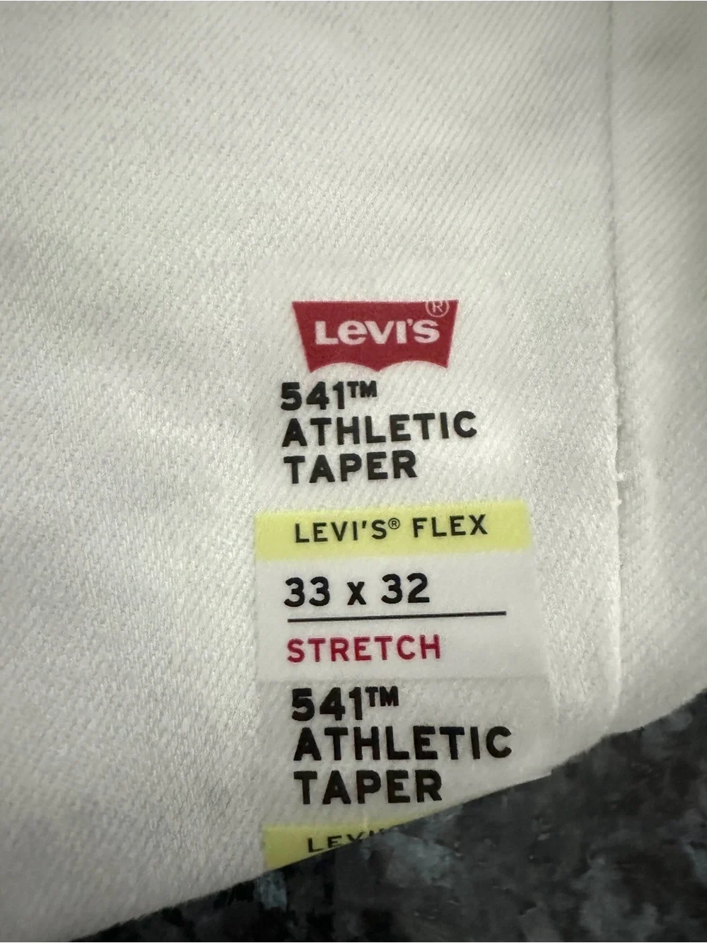 Men’s 541 Athletic Taper White Straight-Leg Jeans NWT